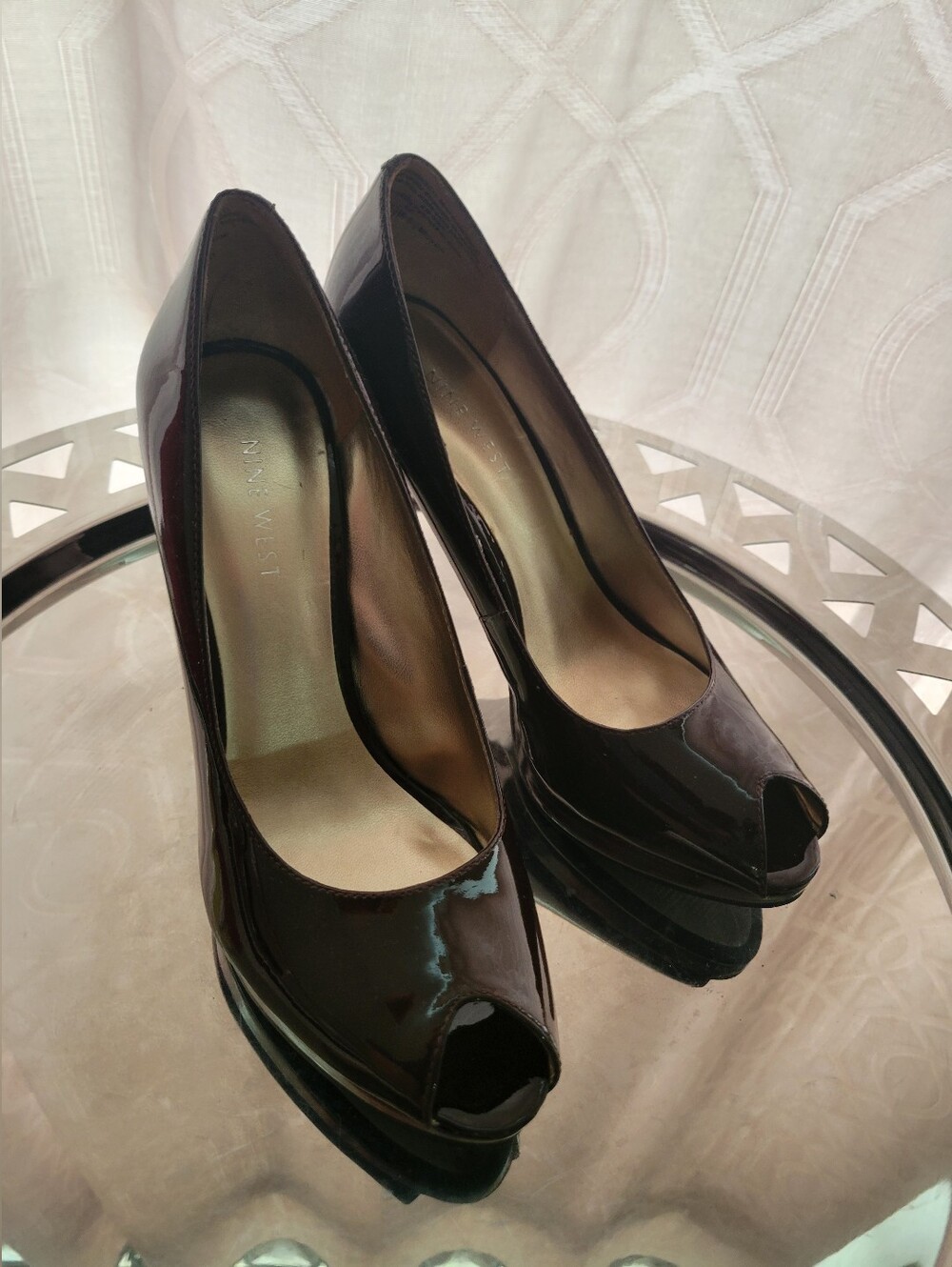 LIKE NEW Nine West Women's WINE Patent Peep-Toe Heels